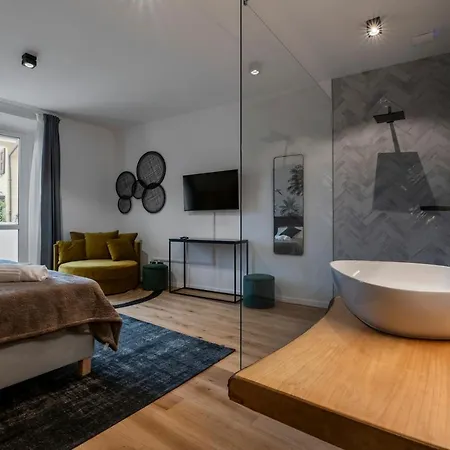 Borgo Rotondo * 圣乔瓦尼·因皮尔斯