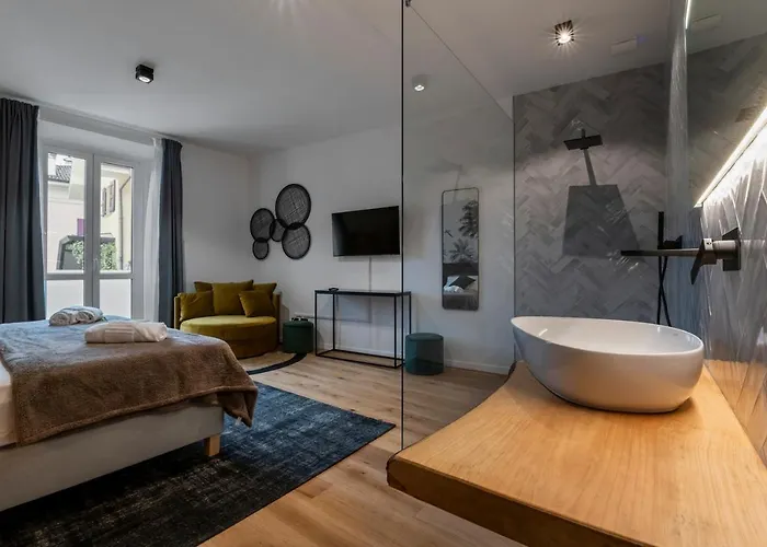 Borgo Rotondo * サン・ジョヴァンニ・イン・ペルシチェート