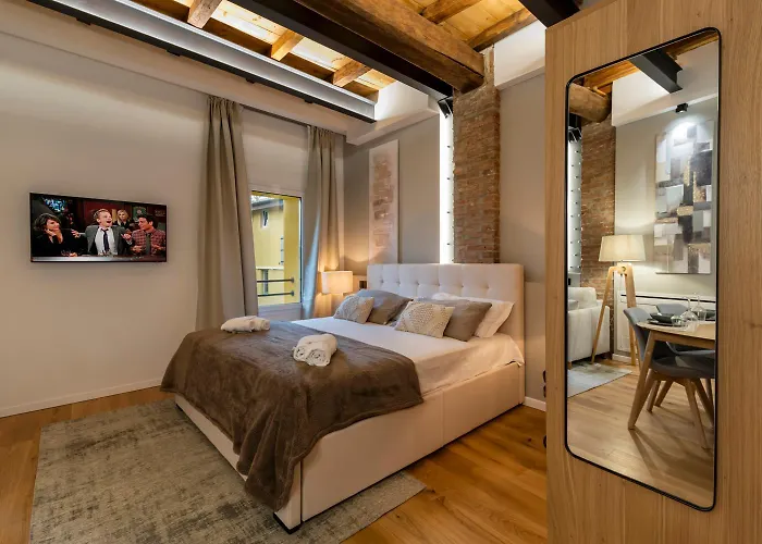 Borgo Rotondo * サン・ジョヴァンニ・イン・ペルシチェート